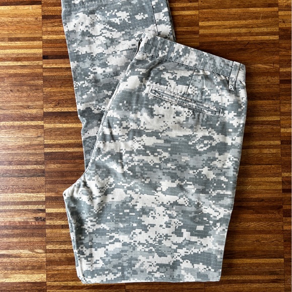 Baldwin Digi-Camo Pants - Picture 2 of 3